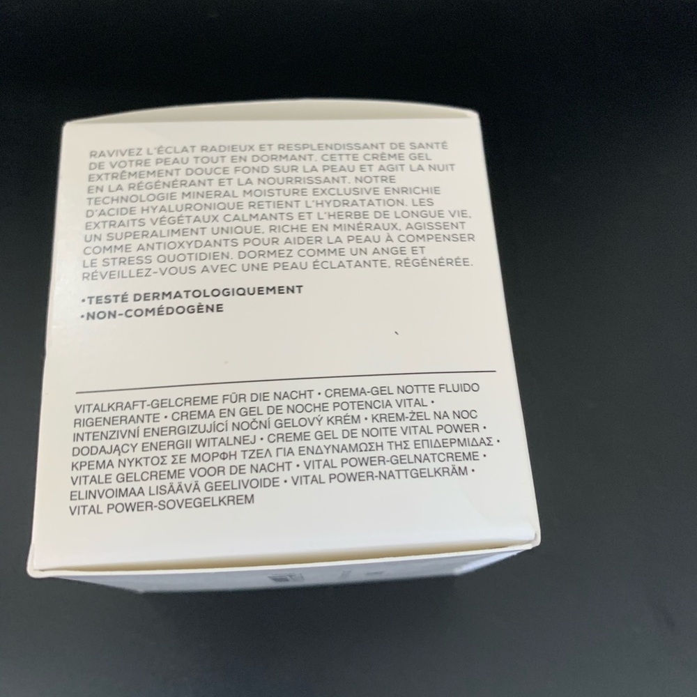 BareMinerals Vital Power Sleeping Gel Cream - Picture 4 of 4